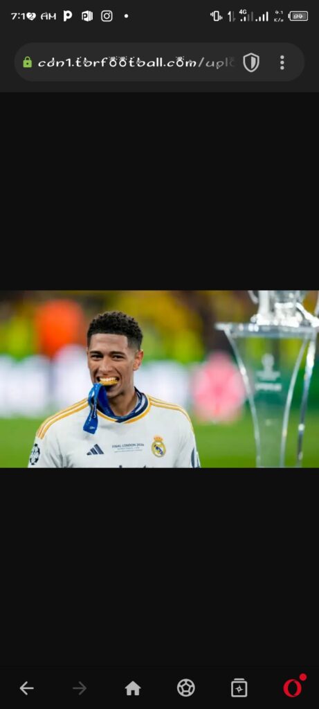 Jude Bellingham reacts with two words after Seeing what one Liverpool star did last night