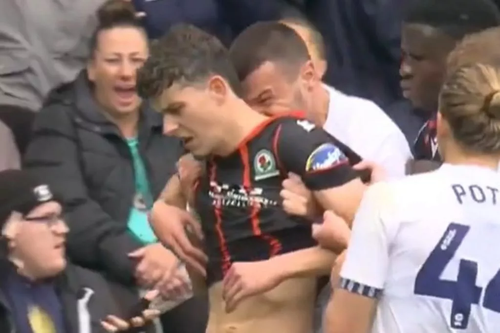 Liverpool defender involved in astonishing ‘biting’ incident after red card controversy