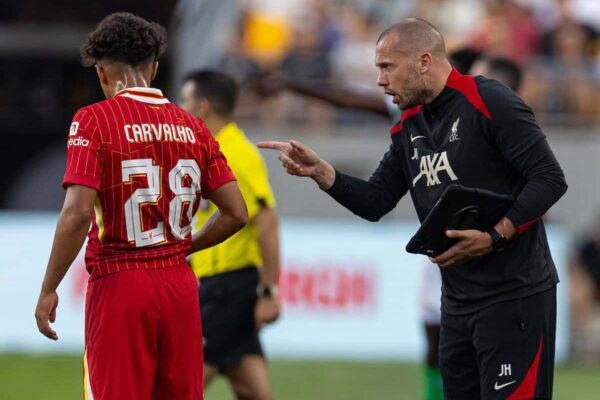 How “direct” and “honest” John Heitinga complements Arne Slot’s Liverpool staff