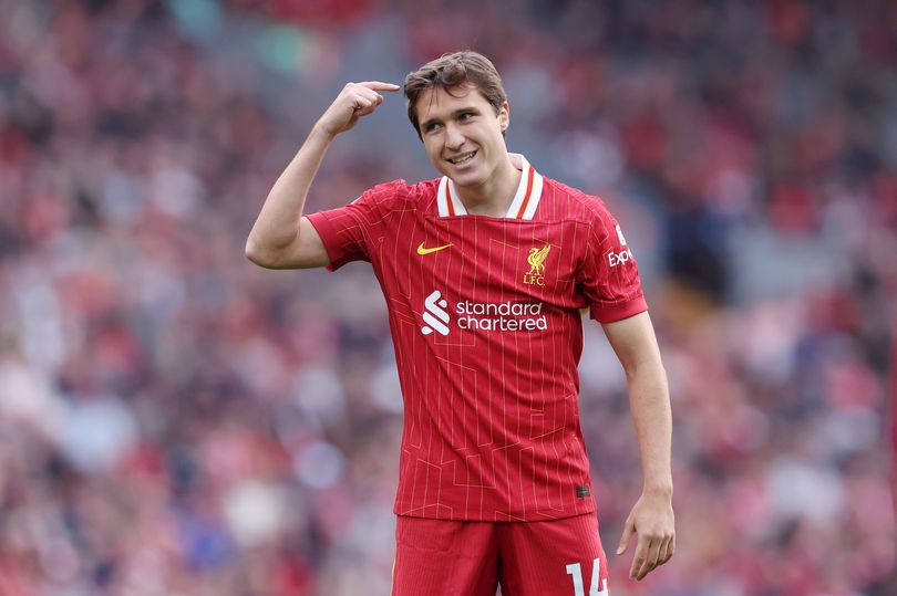 Liverpool ace’s transfer branded ‘ridiculous’ as genius Arne Slot move could soon become clear