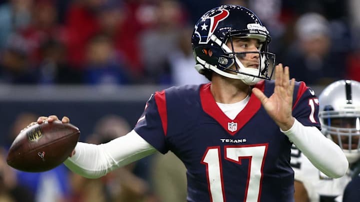 BUSTED! Former Texans QB’s Contract Named One of the WORST in NFL History!