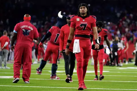 TEXANS HISTORIC DEFENSIVE EFFORT GOES FOR NAUGHT IN HEARTBREAKING 26-23 LOSS TO LIONS!