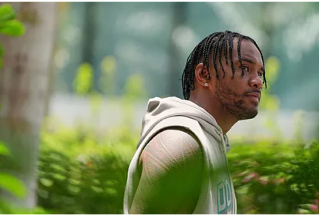 BOMBSHELL IN MIAMI: Tua Tagovailoa Drops JAW-DROPPING Bombshell That Could END His Dolphins Career.