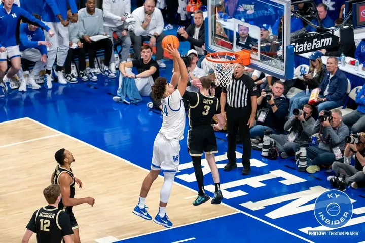 After One Game, Everyone’s Saying the Same Thing About Mark Pope’s Kentucky Wildcats