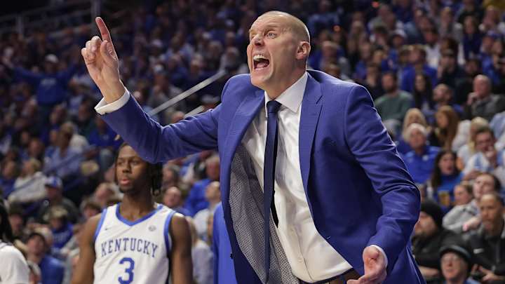 Kentucky’s Tough Night vs UNC Sparked a Debate Mark Pope Didn’t See Coming