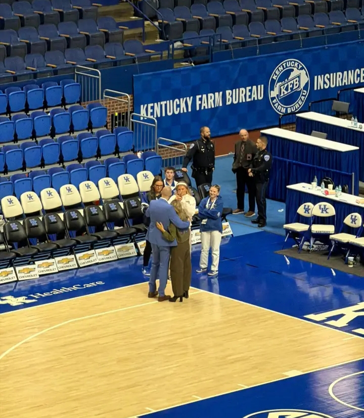 Kentucky Beat Indiana, Then Mark Pope Did This… This Quiet Moment Hit Big Blue Nation Hard