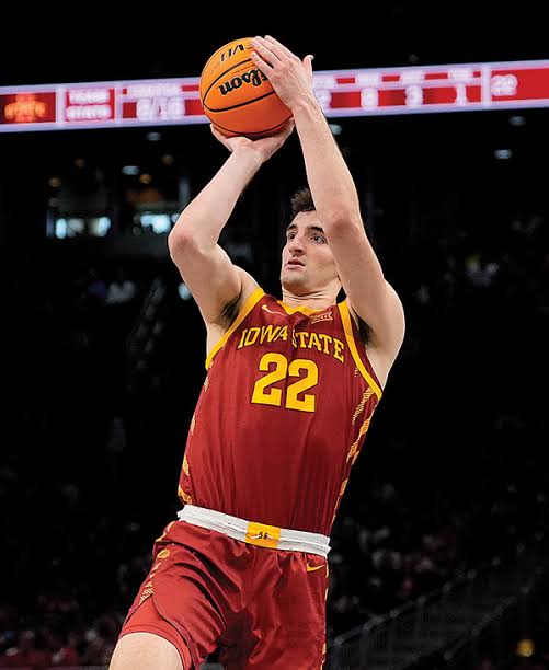 Milan Momcilovic Lead the Nation in 3PT Shooting… Now He’s Bringing It to Kentucky