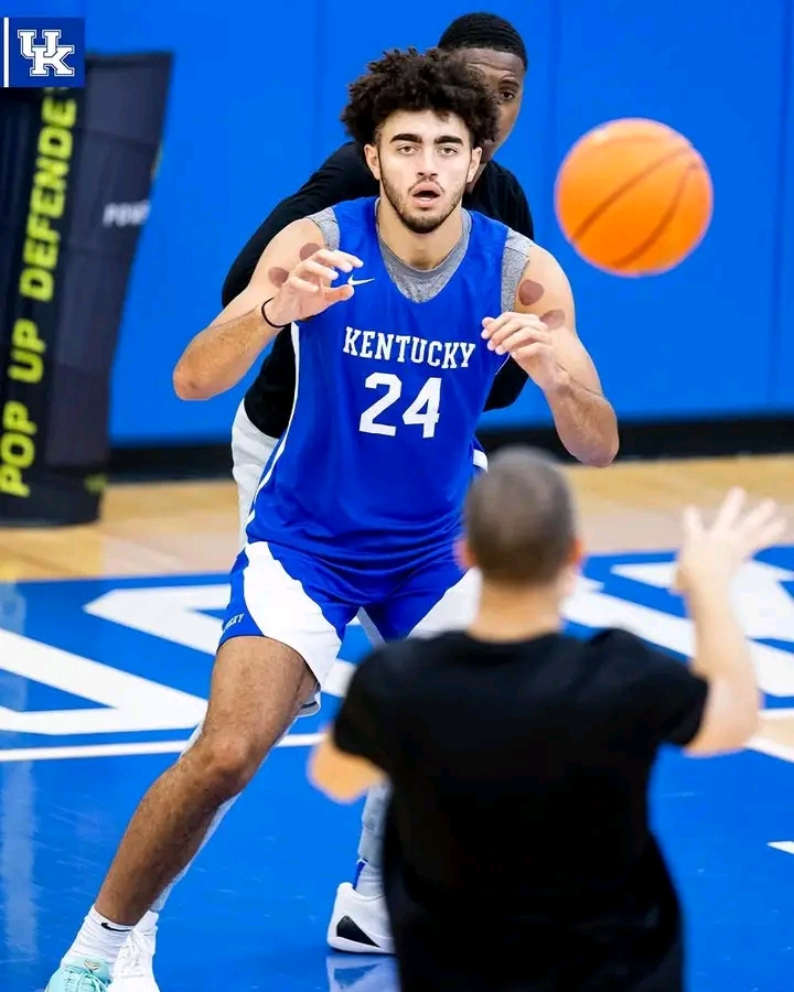 One Kentucky Player Is Making the Toughest Position Battle on the Roster Even More Interesting