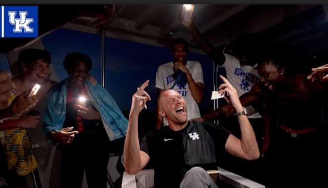 Kentucky Players Revealed Their “WHY” During a Wild Night on a Houseboat… N’Diaye Says It Changed Everything