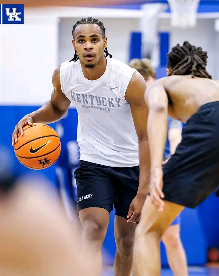 Kentucky’s Center Situation Just Got VERY Interesting After Mark Pope’s Latest Admission