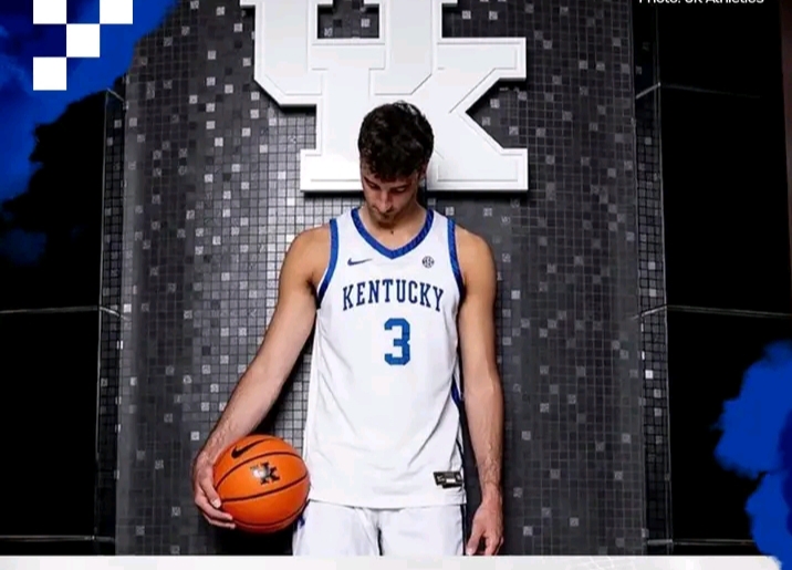A HUGE BLOW FOR MARK POPE — Kentucky Star Suffers Fracture in Practice
