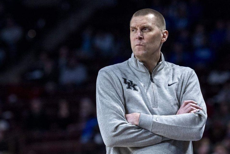 Kentucky Basketball Can’t Catch a Break — ANOTHER Wildcat Joins the Injury List as the Season Opener Gets Closer