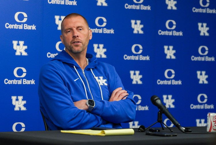 Kentucky Basketball Is FINALLY Here — What Mark Pope Just Revealed Has BBN Buzzing