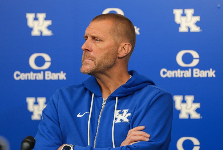 Kentucky’s No. 19 Ranking Just Exposed the ONE Thing Mark Pope Must Get Right
